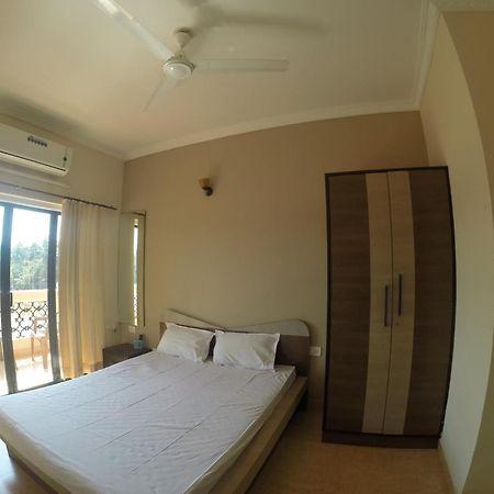 Ocean Crest Hotel Colva Exterior photo